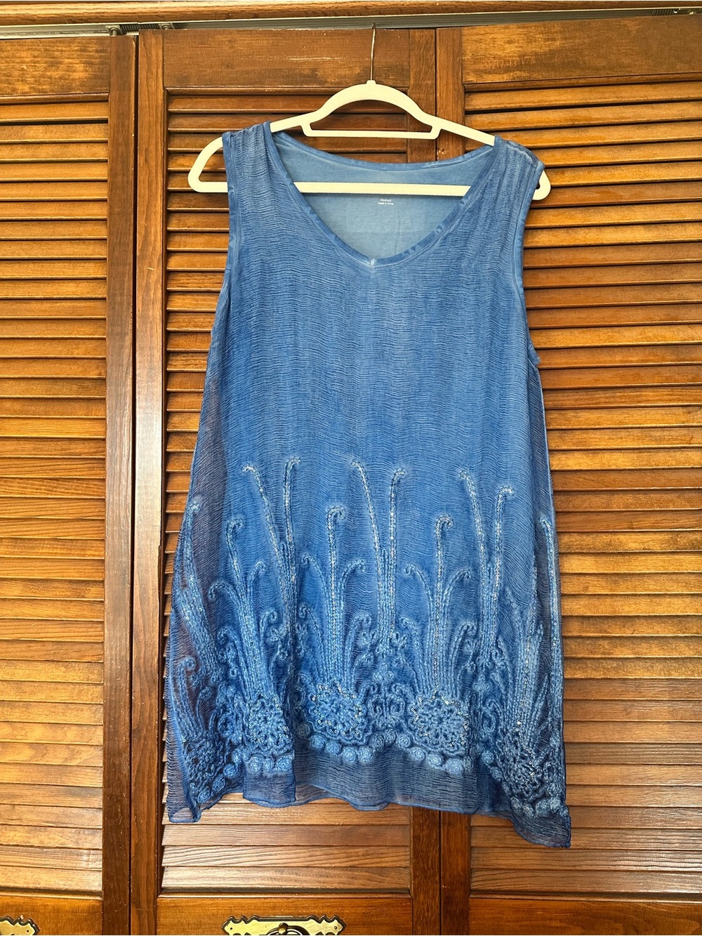Soft Surroundings blue Silk Romance embroidered sequin tunic tank size Medium - Picture 3 of 10